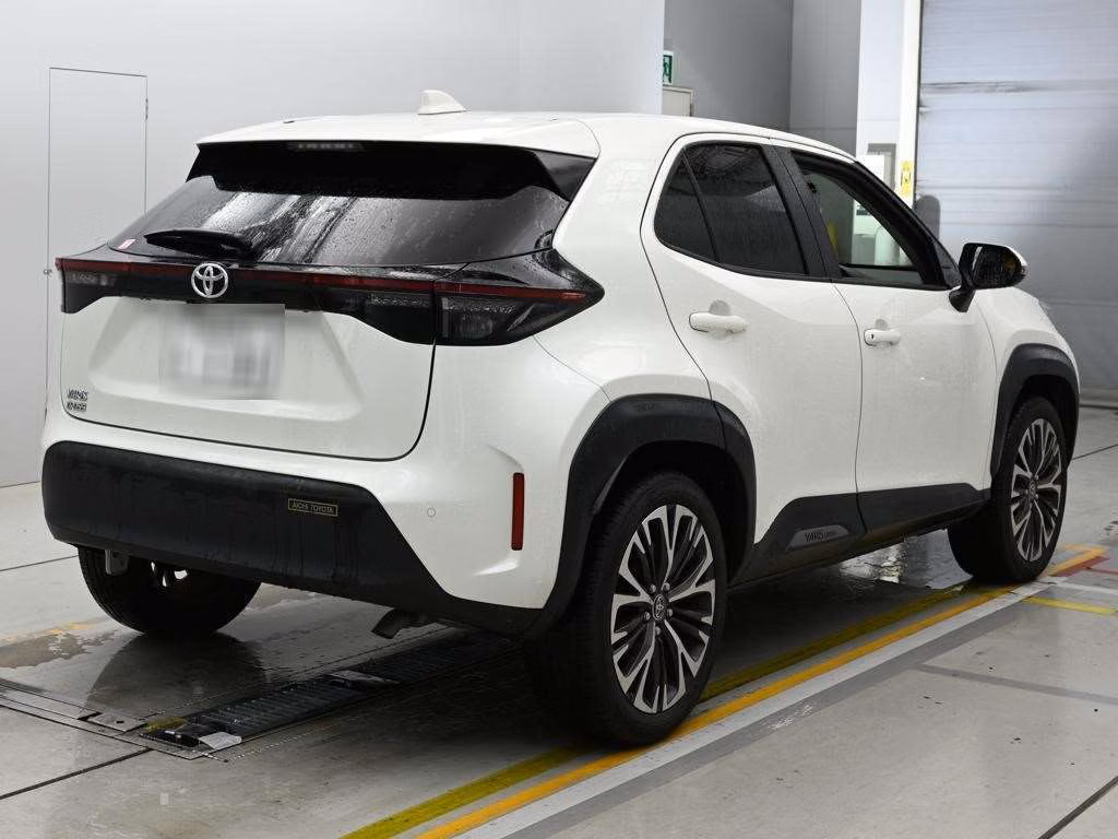 TOYOTA YARIS CROSS