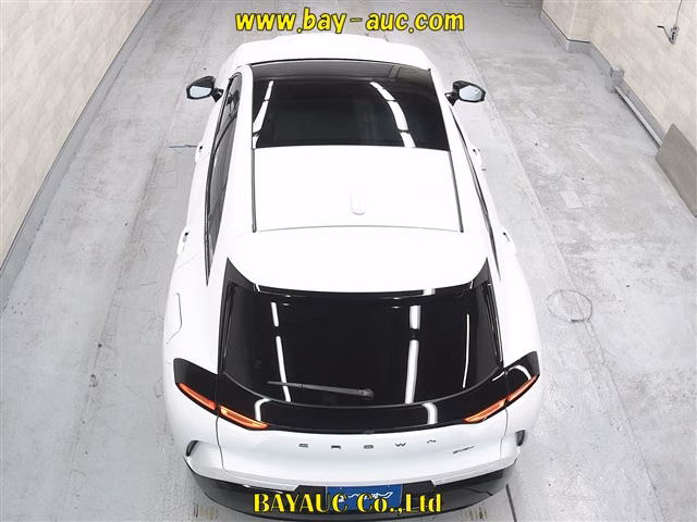TOYOTA CROWN