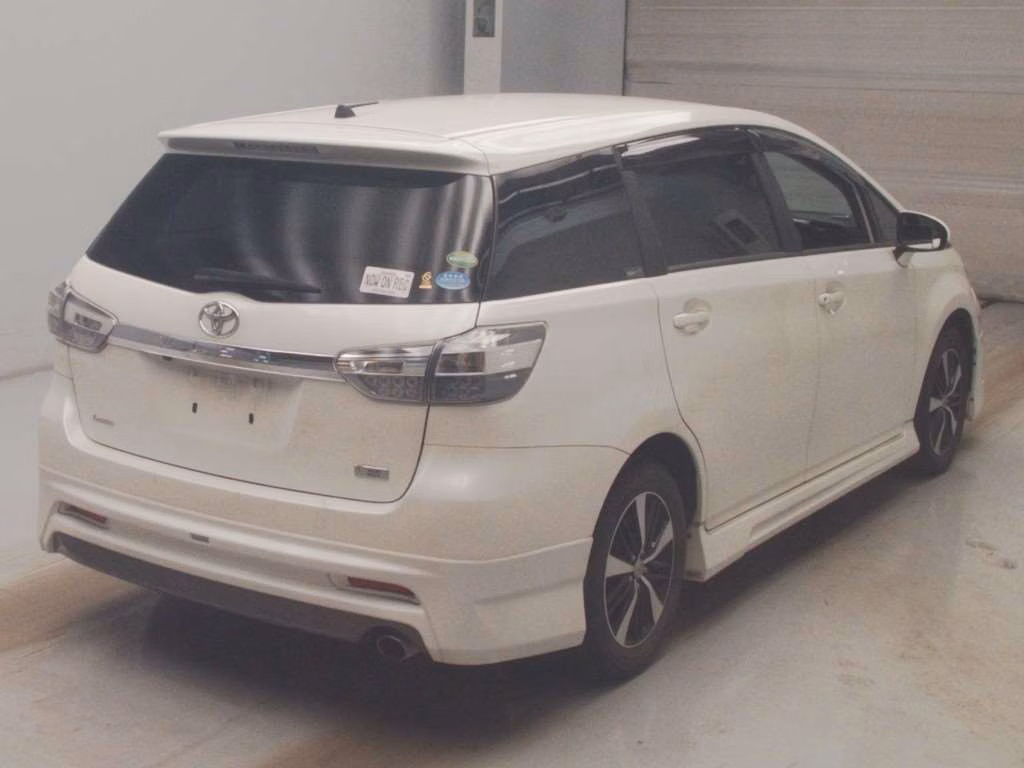 TOYOTA WISH
