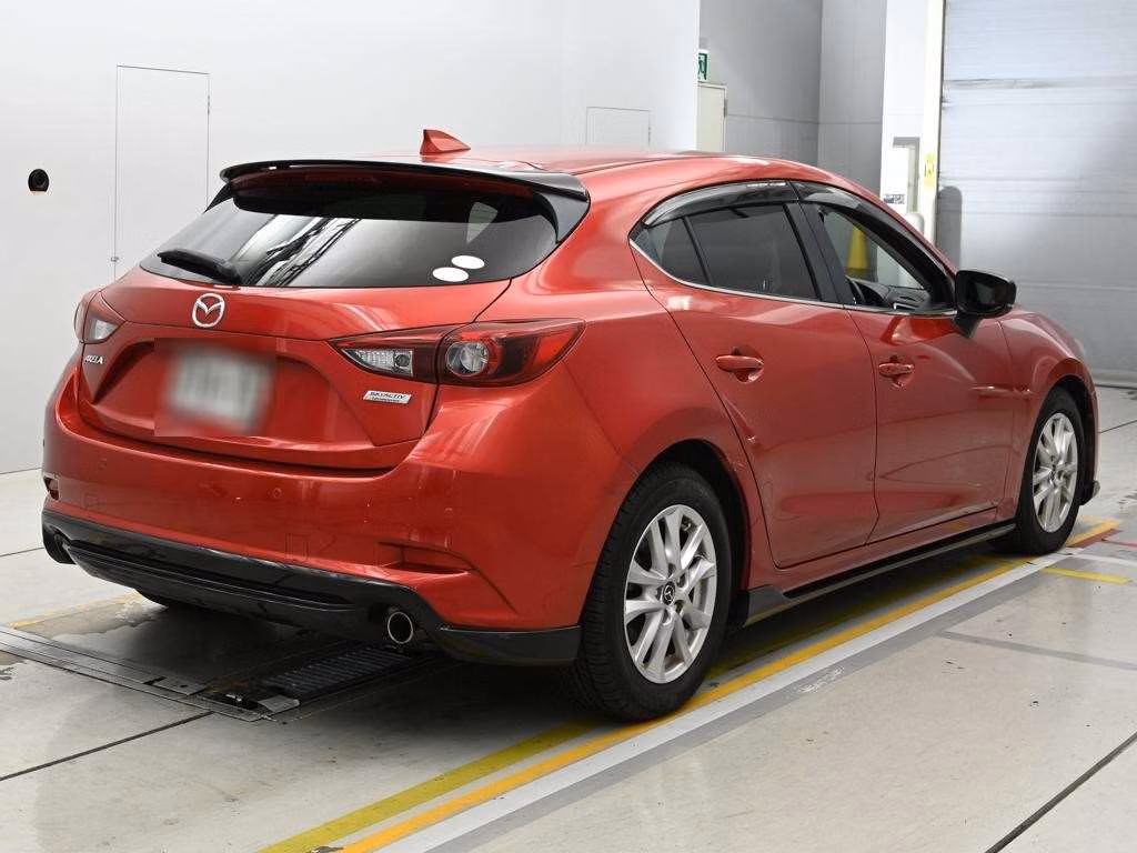 MAZDA AXELA