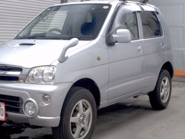 DAIHATSU TERIOS KID