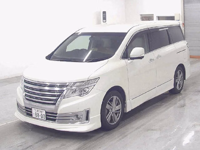 NISSAN ELGRAND
