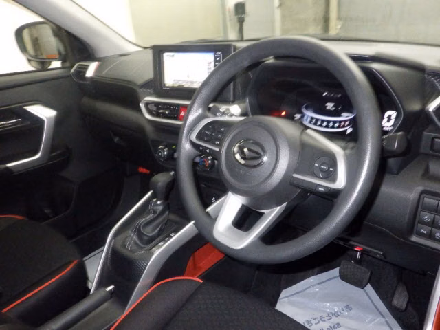 DAIHATSU ROCKY