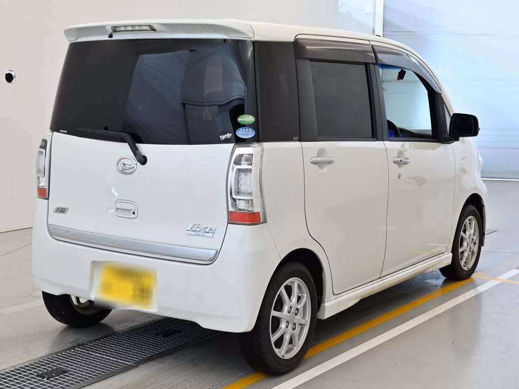DAIHATSU TANTO EXE