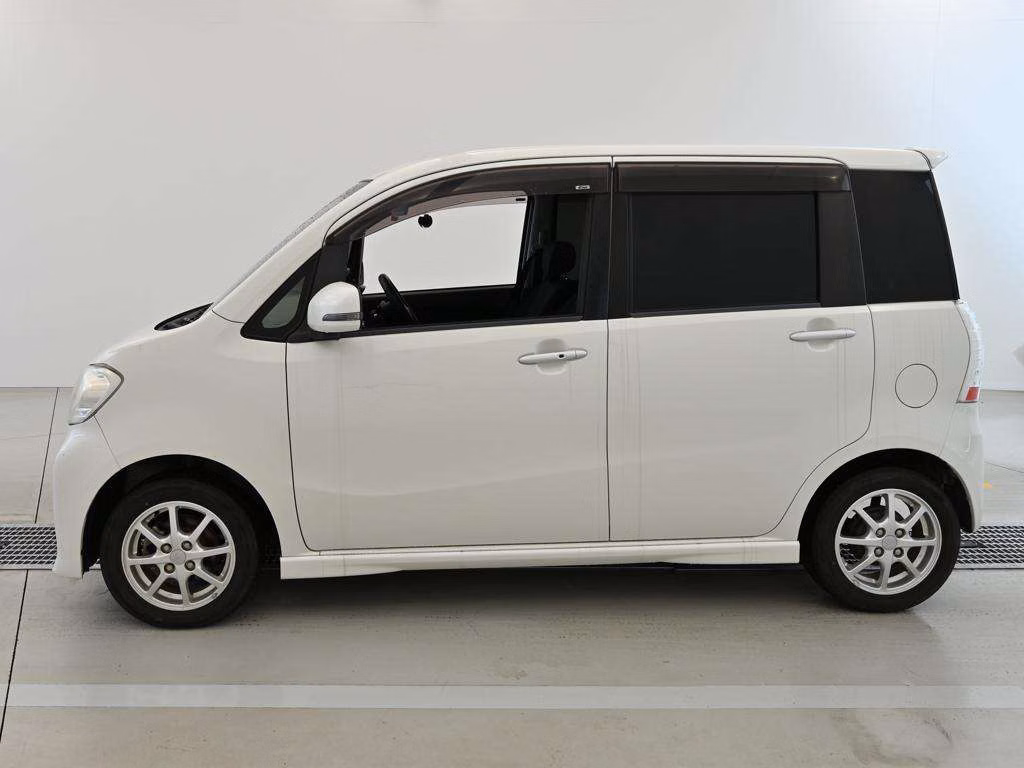 DAIHATSU TANTO EXE