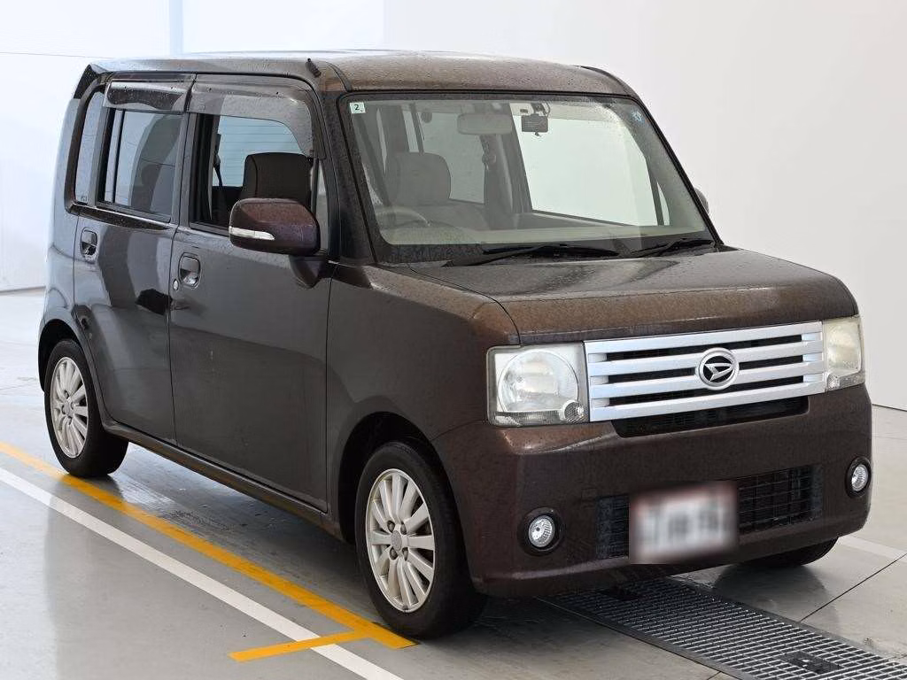 DAIHATSU MOVE CONTE