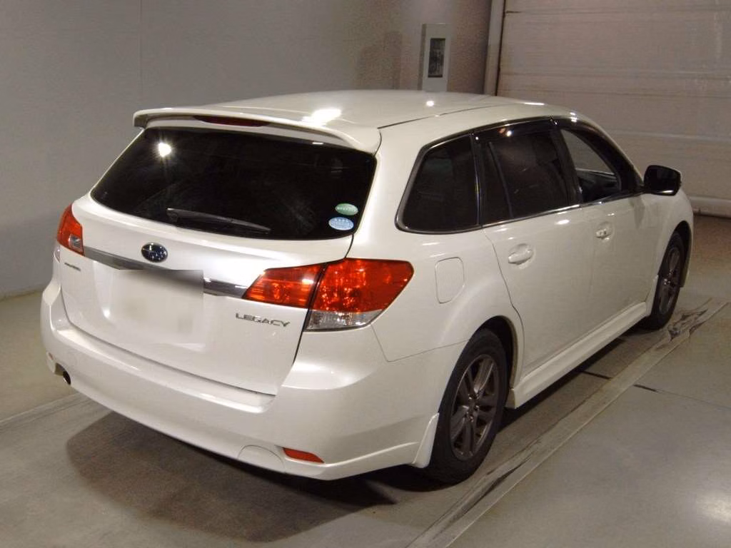 SUBARU LEGACY