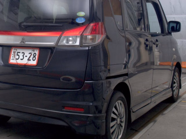 MITSUBISHI DELICA D:2