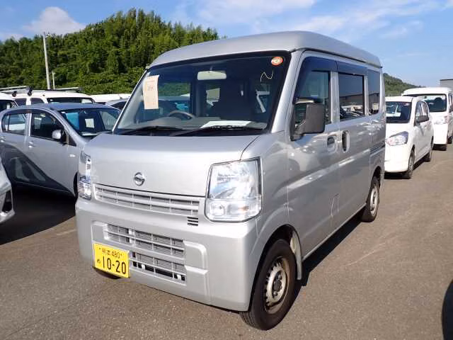 NISSAN NV100 CLIPPER