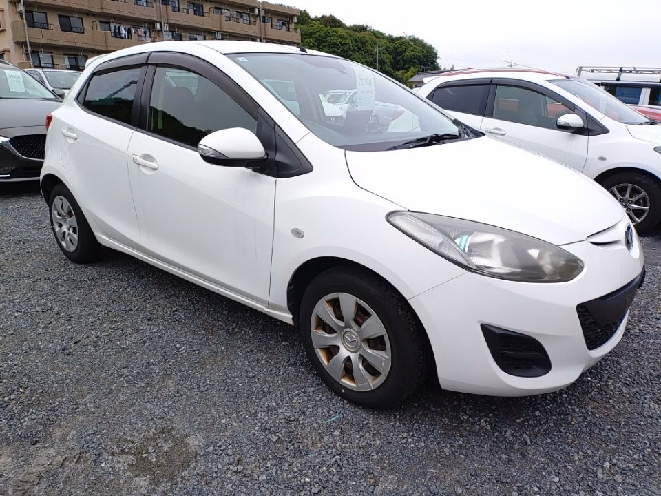 MAZDA DEMIO