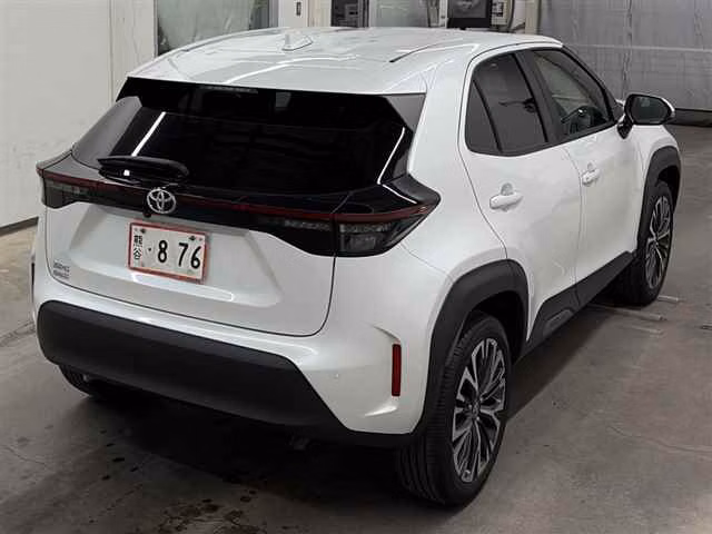 TOYOTA YARIS CROSS