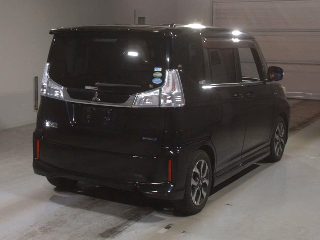 MITSUBISHI DELICA D:2