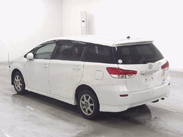 TOYOTA WISH