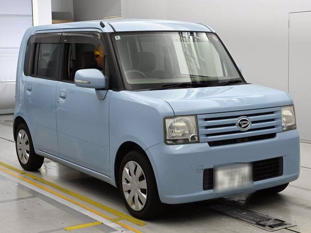 DAIHATSU MOVE CONTE