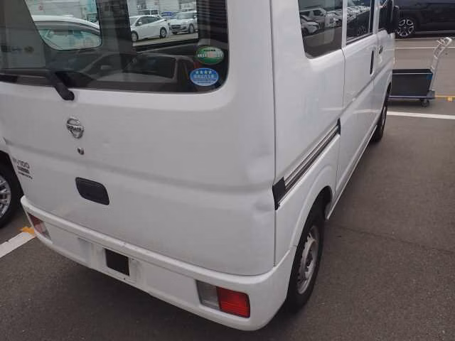NISSAN NV100 CLIPPER