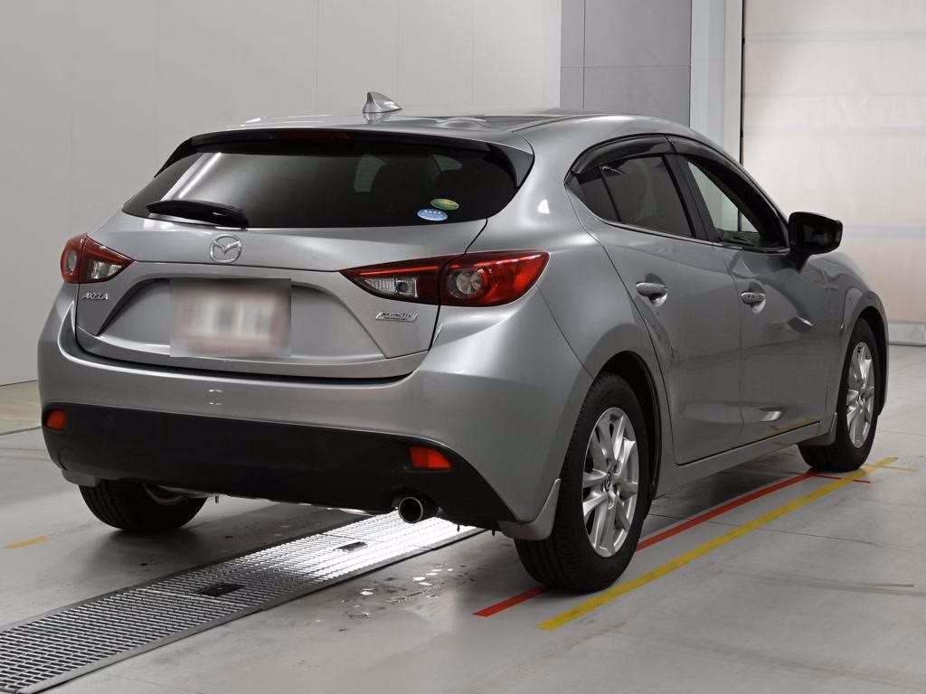 MAZDA AXELA