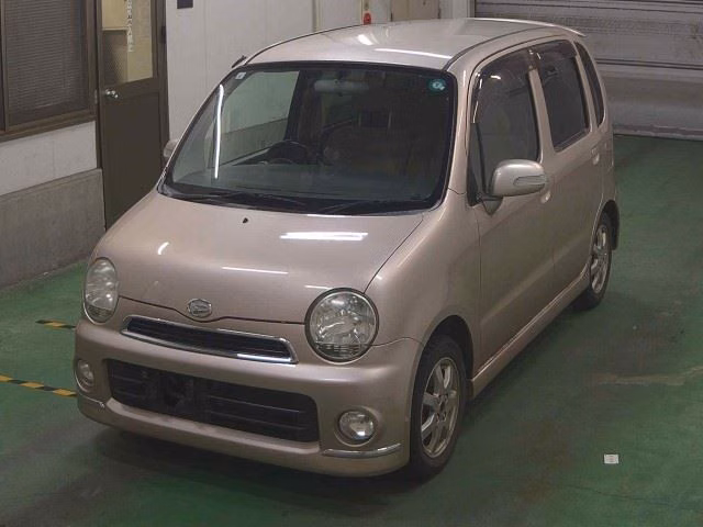 DAIHATSU MOVE LATTE
