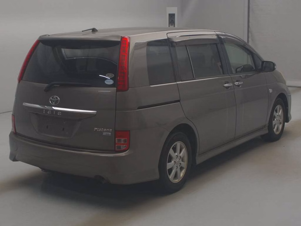 TOYOTA ISIS