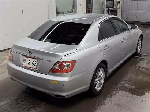 TOYOTA MARK X