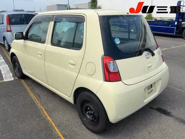 DAIHATSU ESSE