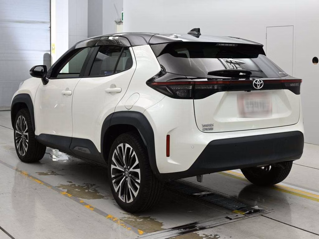 TOYOTA YARIS CROSS