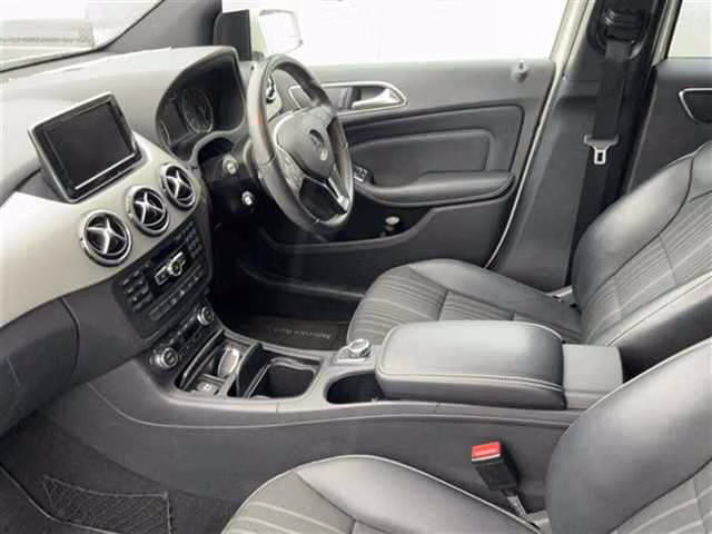 MERCEDES-BENZ B-CLASS