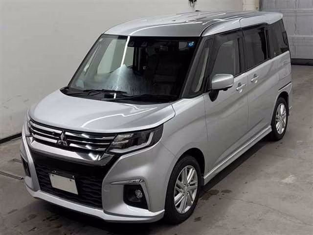 MITSUBISHI DELICA D:2