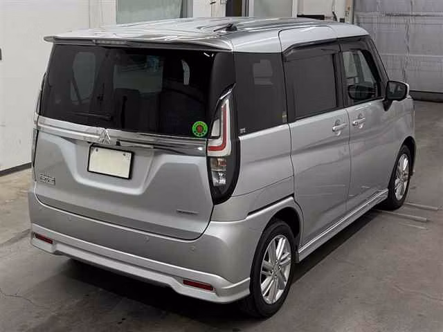 MITSUBISHI DELICA D:2