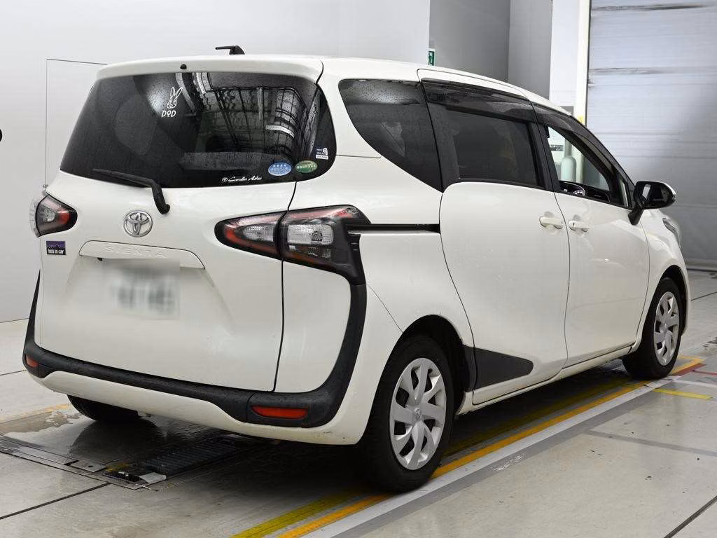 TOYOTA SIENTA