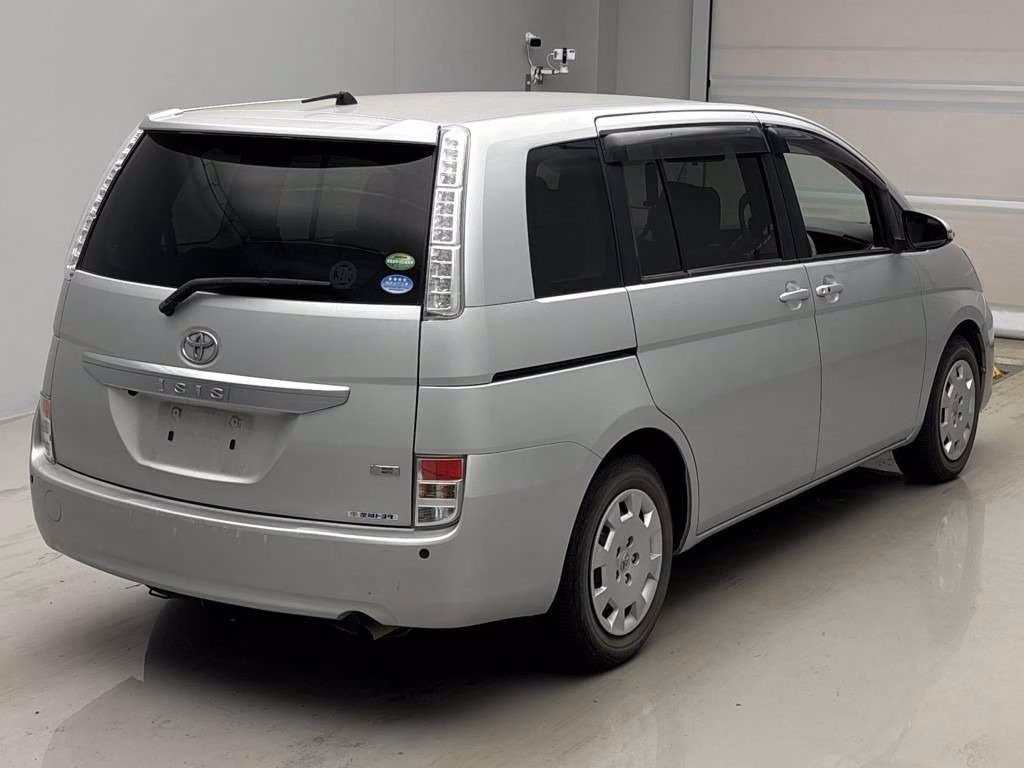 TOYOTA ISIS