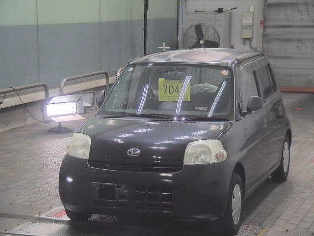DAIHATSU ESSE