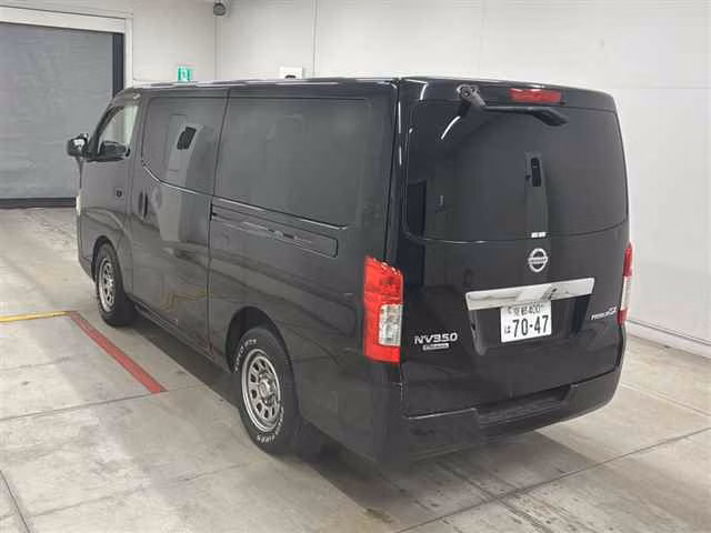 NISSAN NV350 CARAVAN