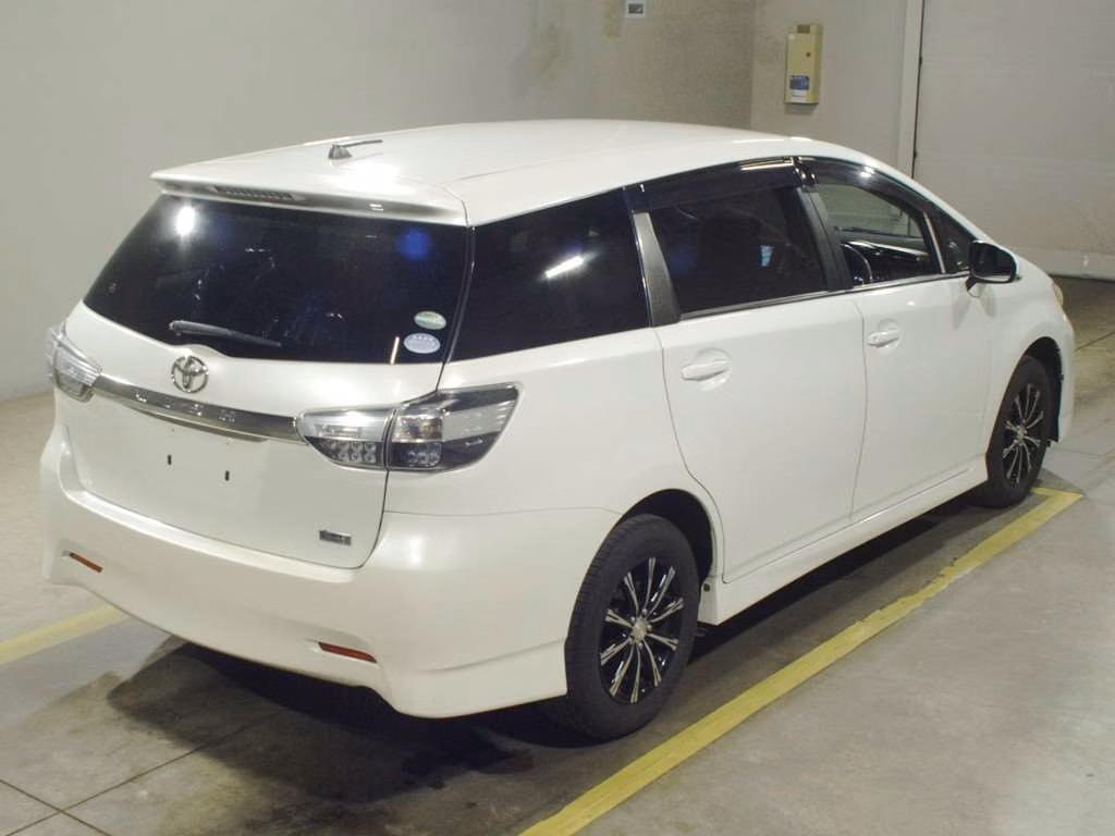 TOYOTA WISH