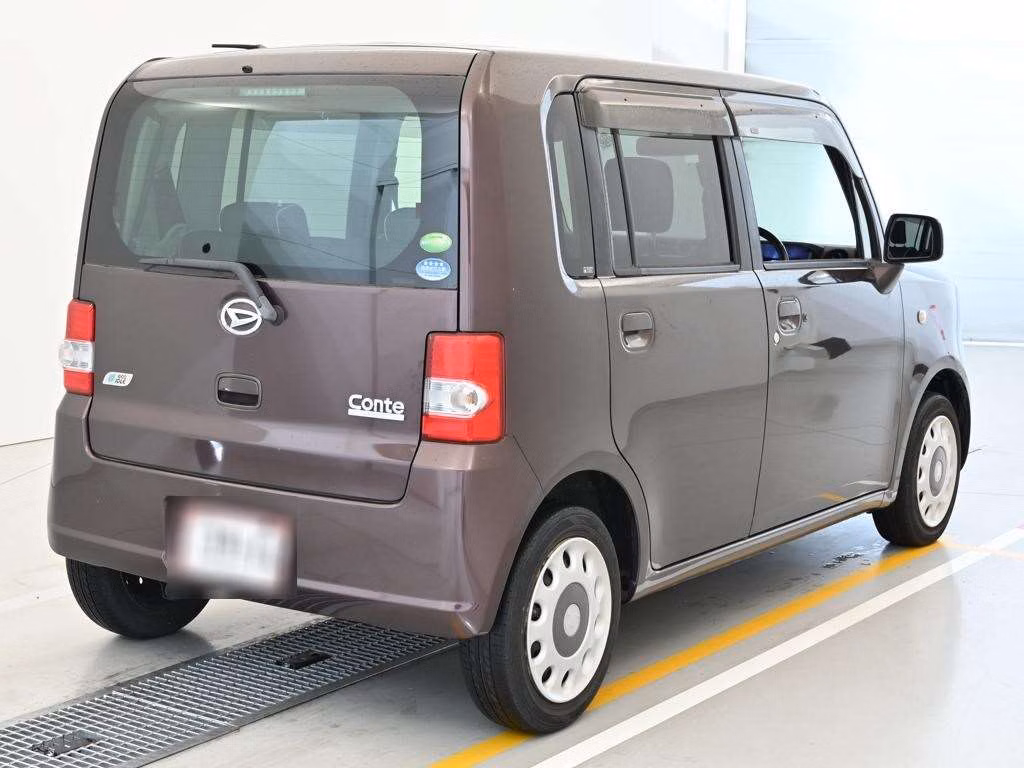DAIHATSU MOVE CONTE