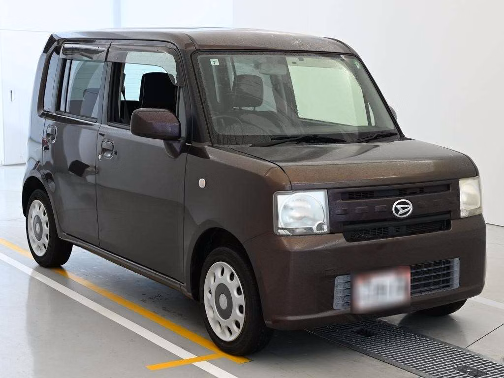 DAIHATSU MOVE CONTE