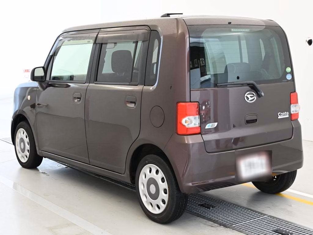 DAIHATSU MOVE CONTE
