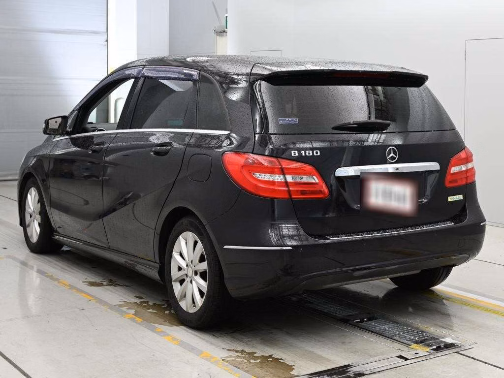 MERCEDES-BENZ B-CLASS