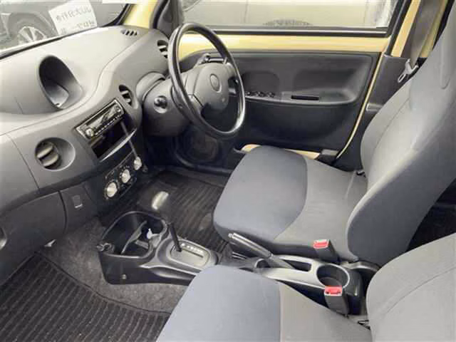 DAIHATSU ESSE