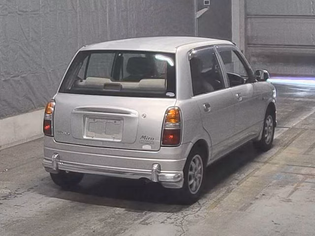DAIHATSU MIRA GINO