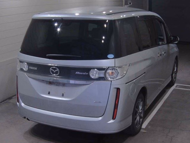 MAZDA BIANTE