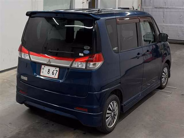 MITSUBISHI DELICA D:2