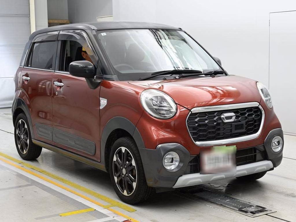 DAIHATSU CAST