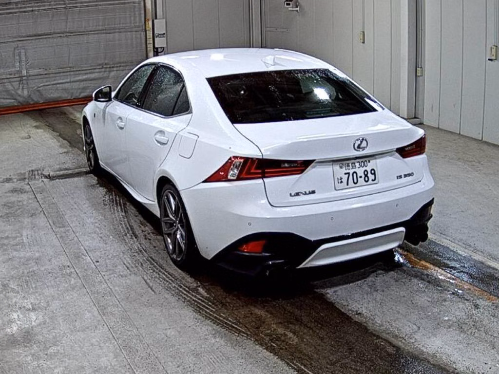 LEXUS IS350