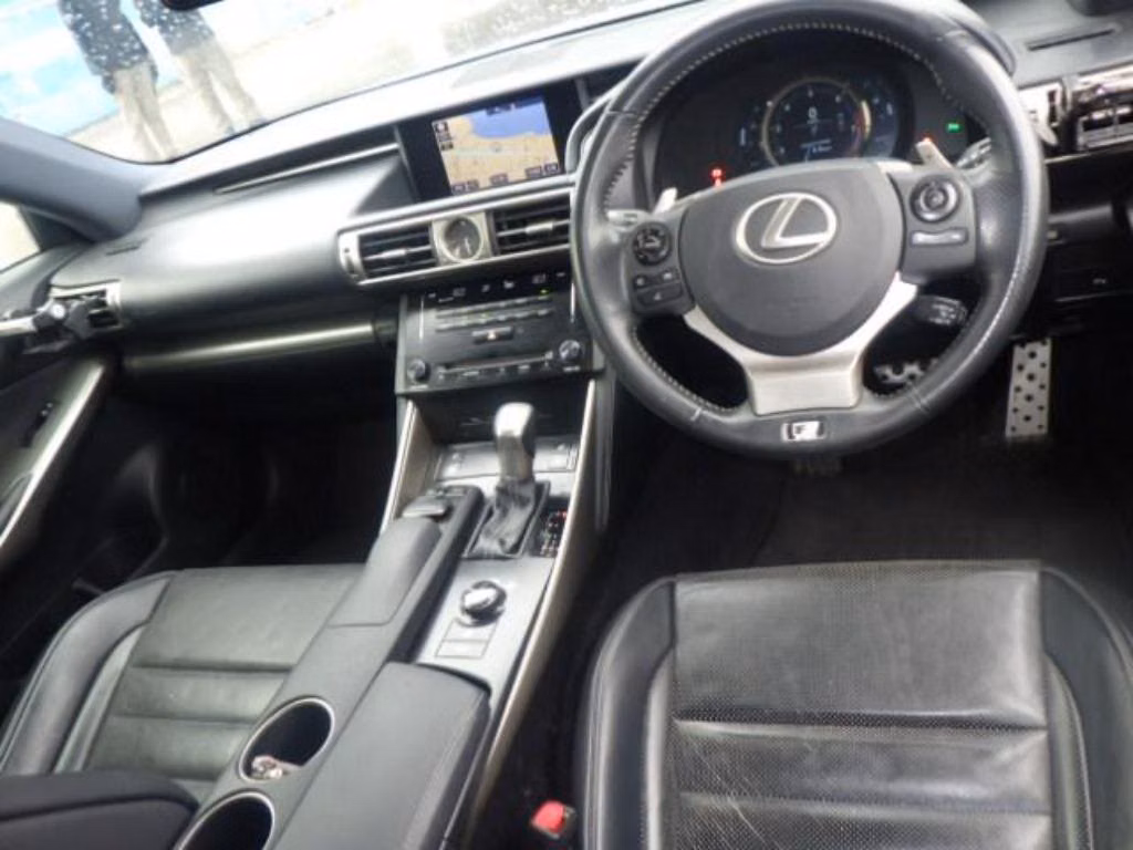LEXUS IS350