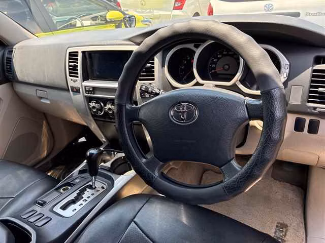 TOYOTA HILUX SURF