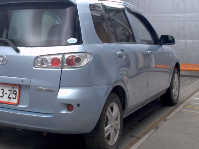 MAZDA DEMIO