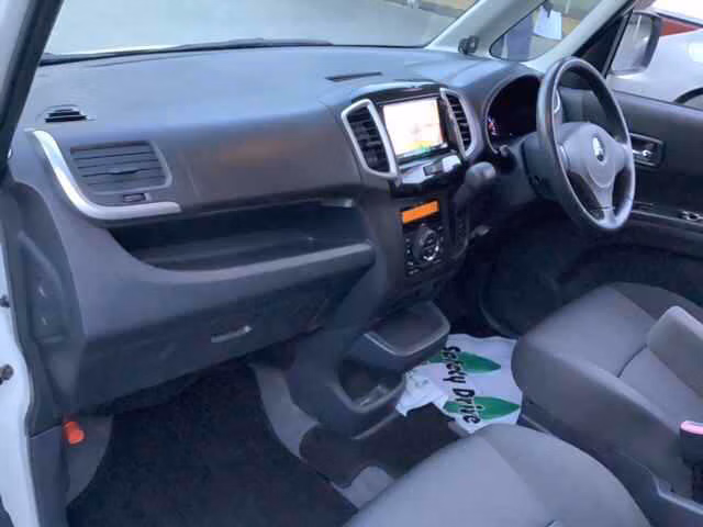 MITSUBISHI DELICA D:2
