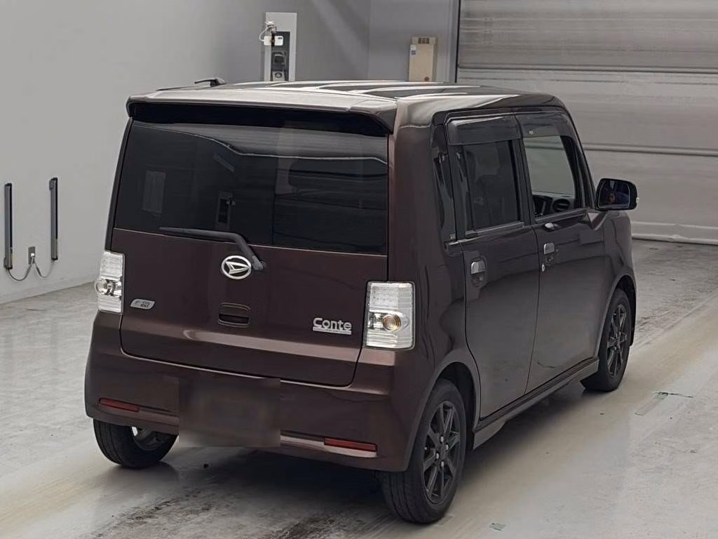 DAIHATSU MOVE CONTE