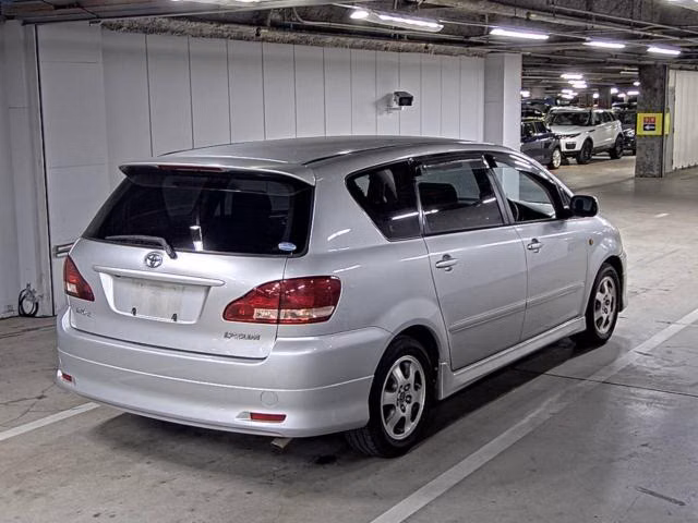TOYOTA IPSUM