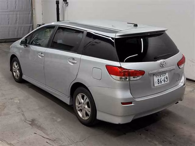 TOYOTA WISH